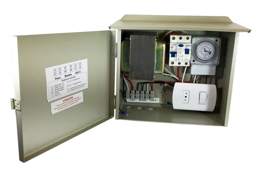 Tablero Eléctrico Vulcano para Piscina 50W Caja metálica pintada al horno. Automático 16Amp. Timer Reloj controlador. Interruptor encendedor para foco de piscina. Regleta de conexión de alimentación Elect. Ent. 220V Sal. 12V.