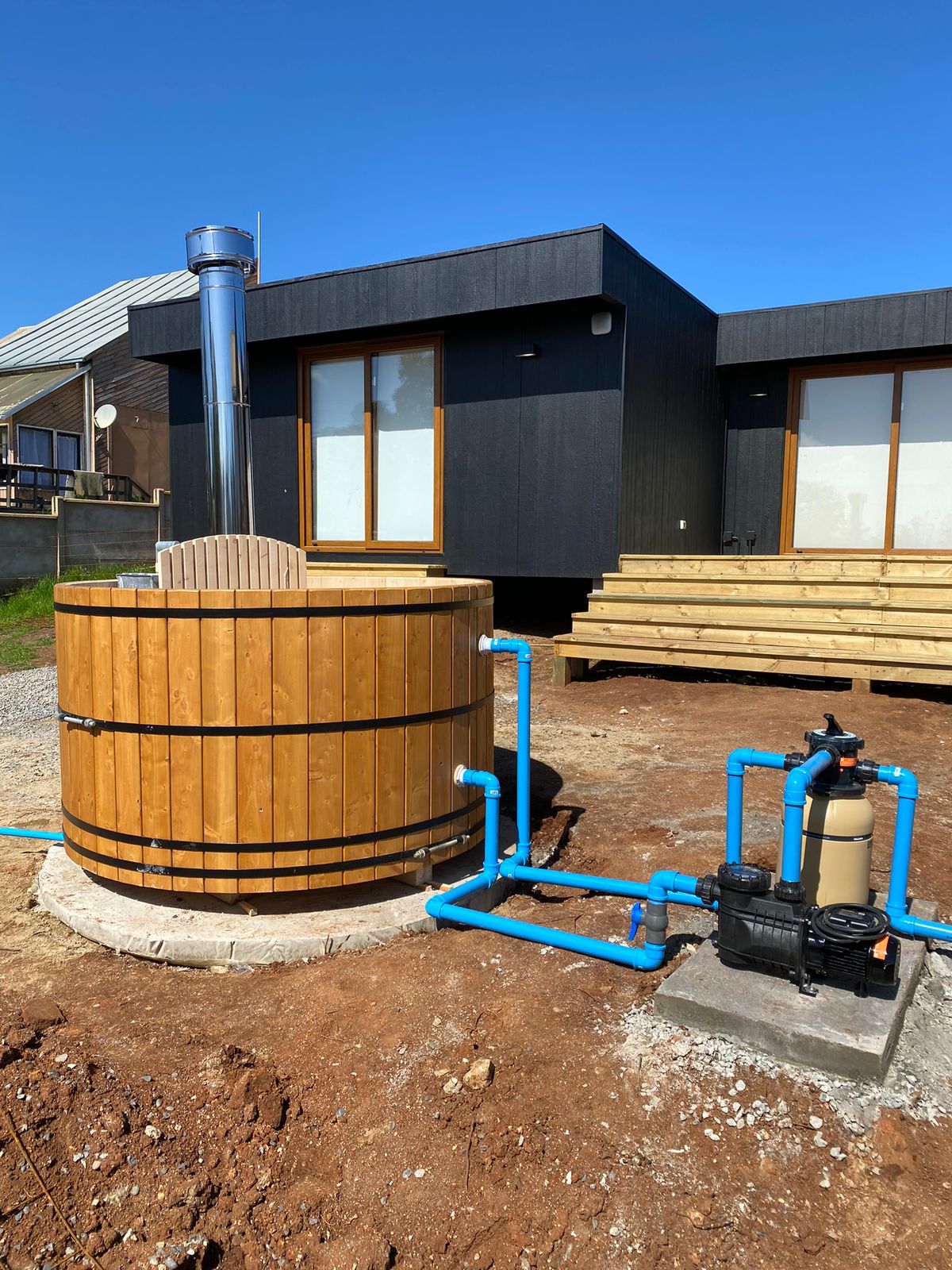 Construidas con Ciprés Premium, tinas calientes, tinajas de madera para spa , hot tubs de madera , jacuzzis de madera, bañera de hidromasaje de madera ,mantenimiento de tinajas , spa en casa con hot tub , relax al aire libre , tinajas artesanales , hot tubs para fiestas , leña interior, piscina de agua caliente